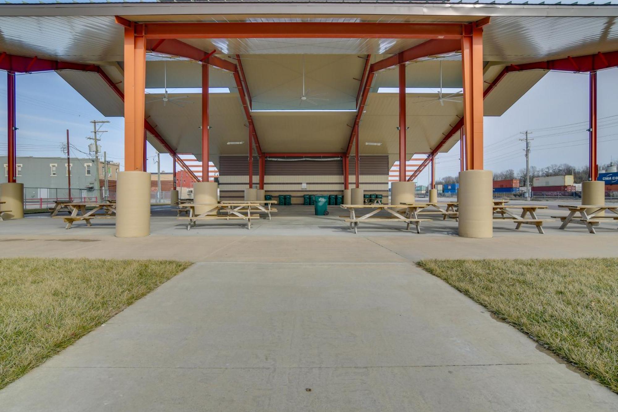 Dtwn Loft In The Heart Of Monett Pets Welcome! Luaran gambar