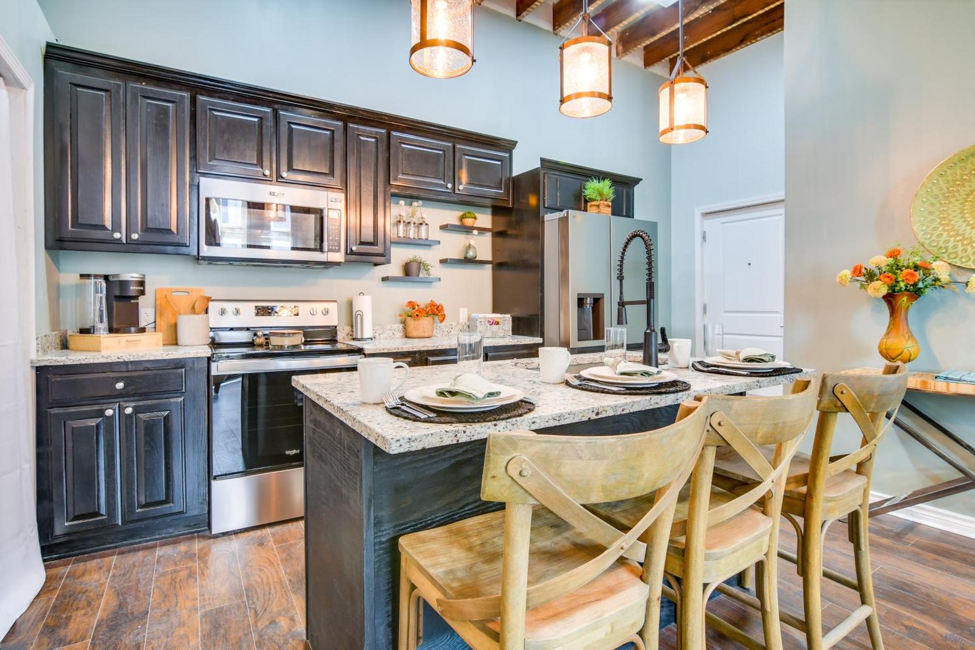 Dtwn Loft In The Heart Of Monett Pets Welcome! Luaran gambar